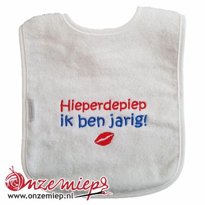 Witte slab met "Hieper de piep! Ik ben jarig"