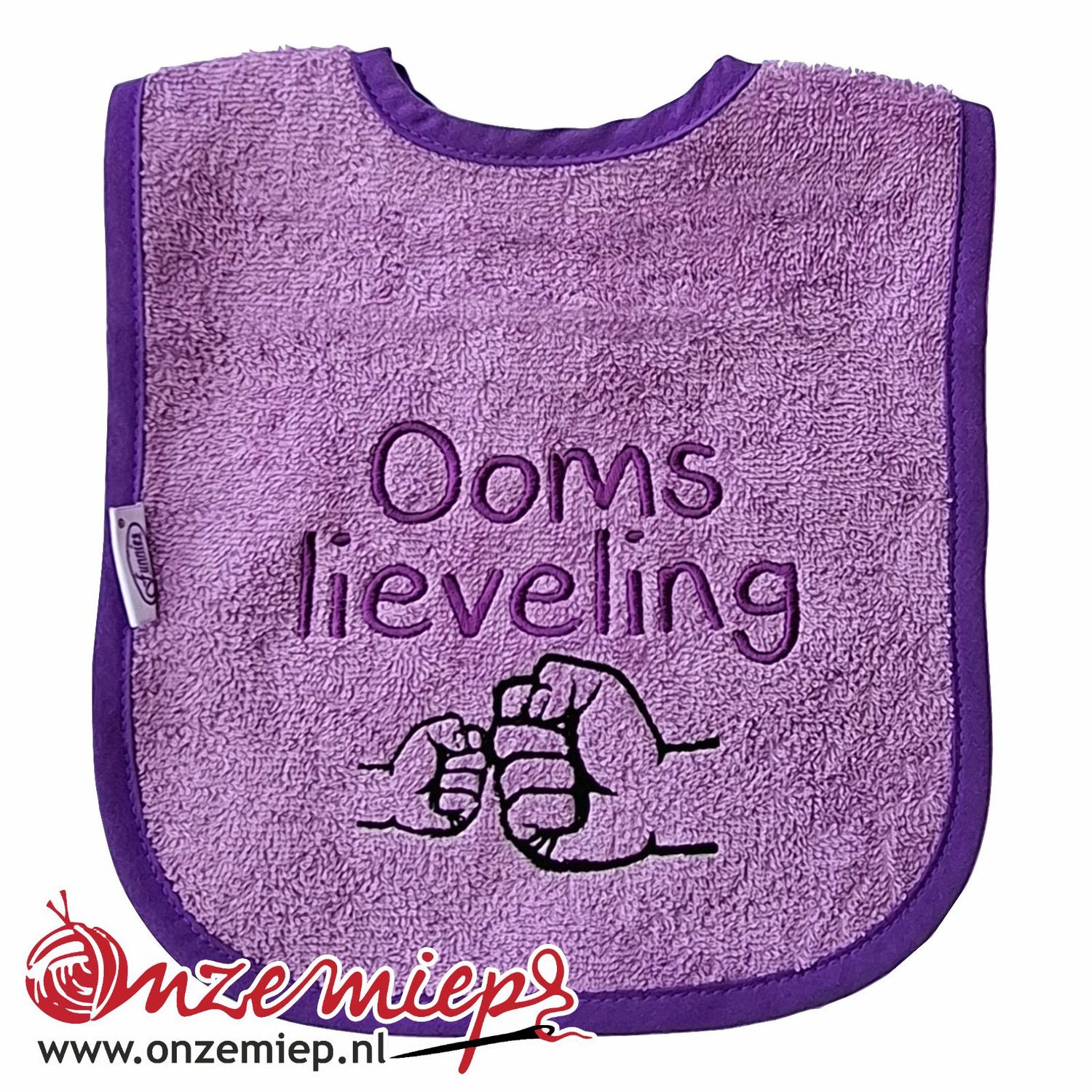 Paarse slab met "Ooms lieveling"