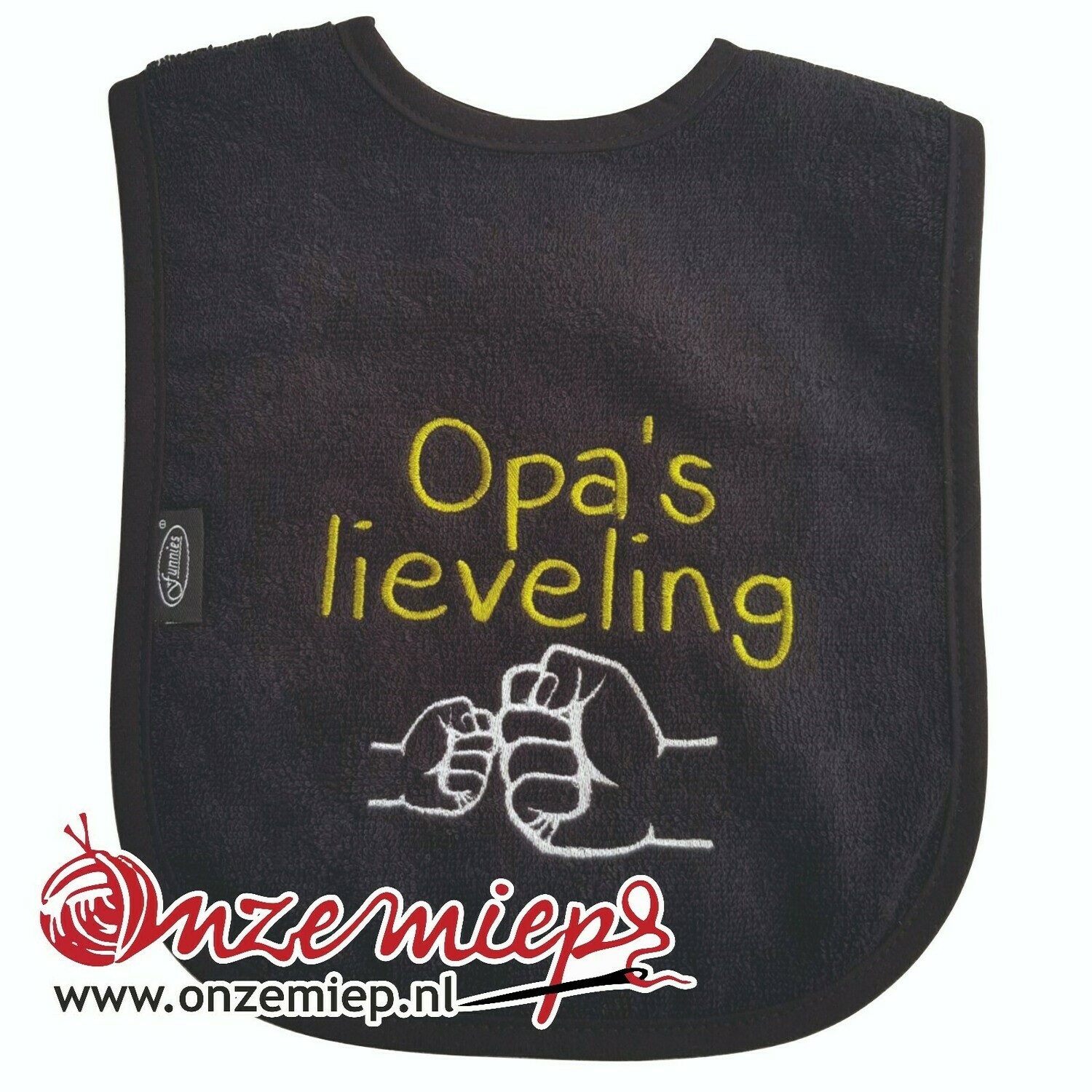 Zwarte slab met "Opa's lieveling"