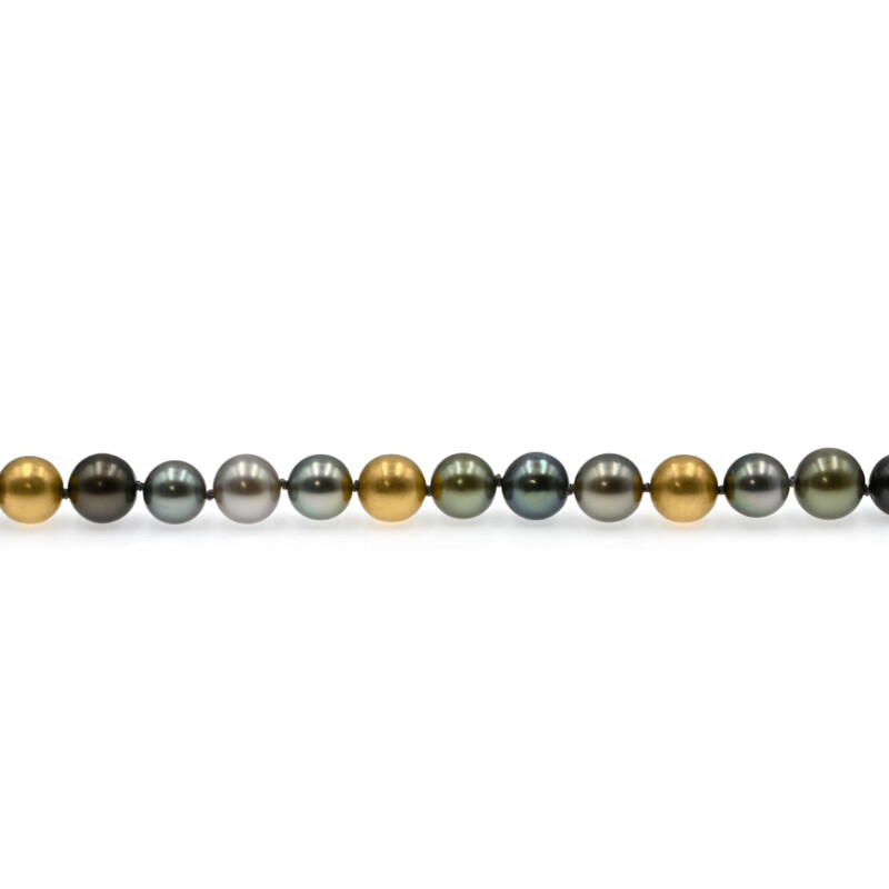 Collier en perles multicolores