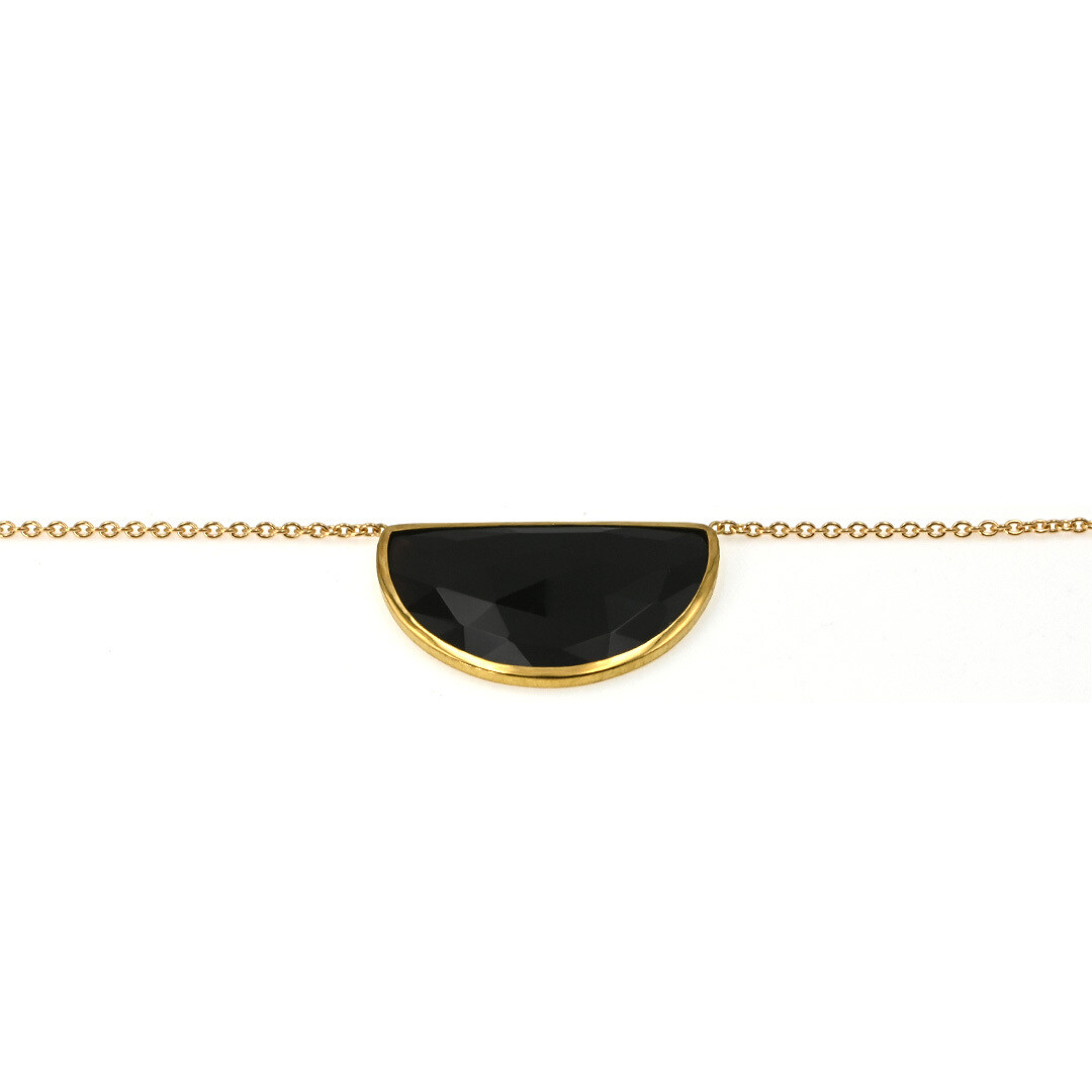 Collier en spinel noire facettée