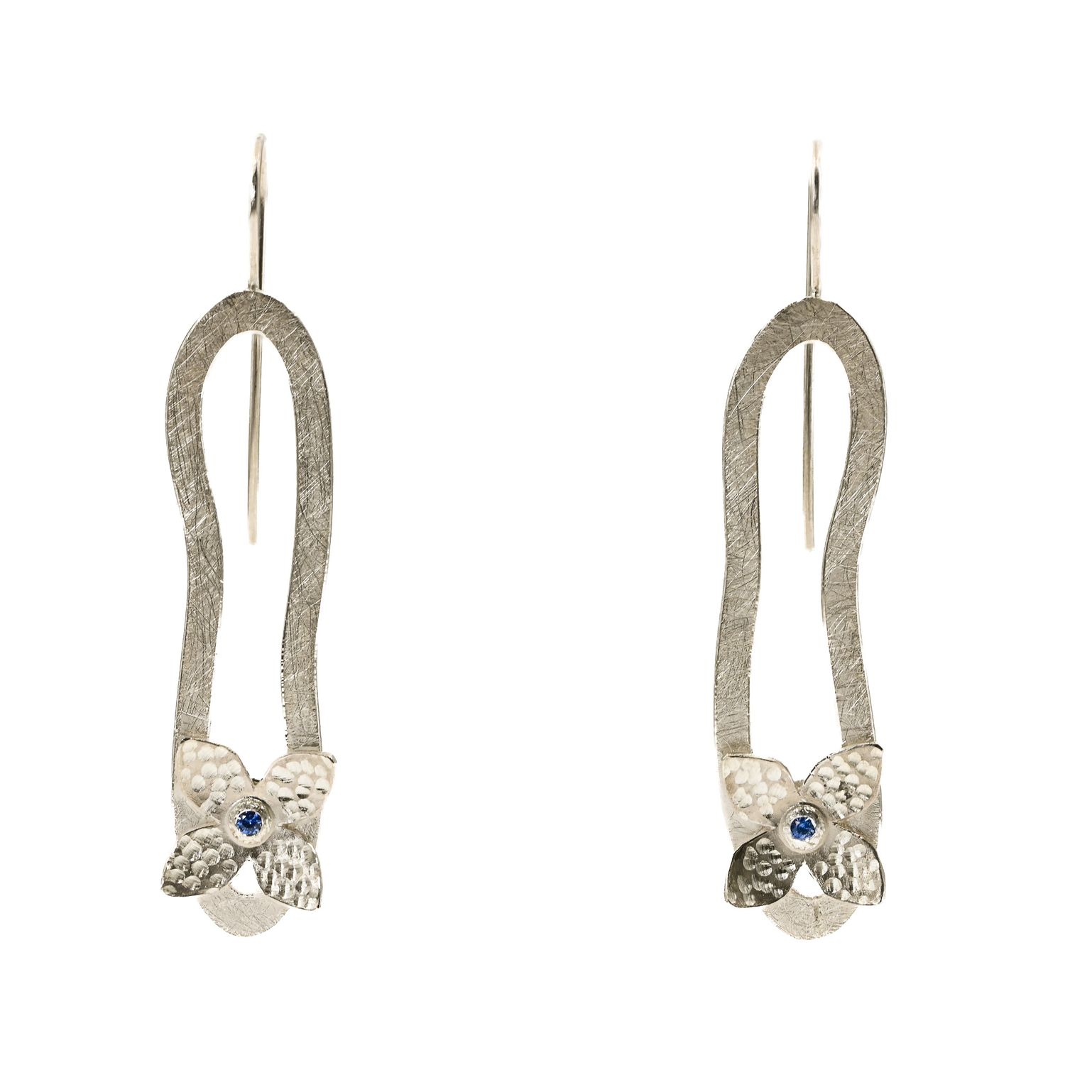 Boucles d&#39;oreilles longues argent et saphir