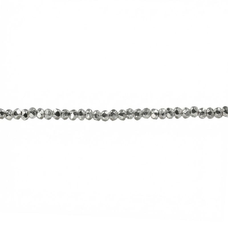 Collier en grenaille d’argent Collier en grenaille d’argent