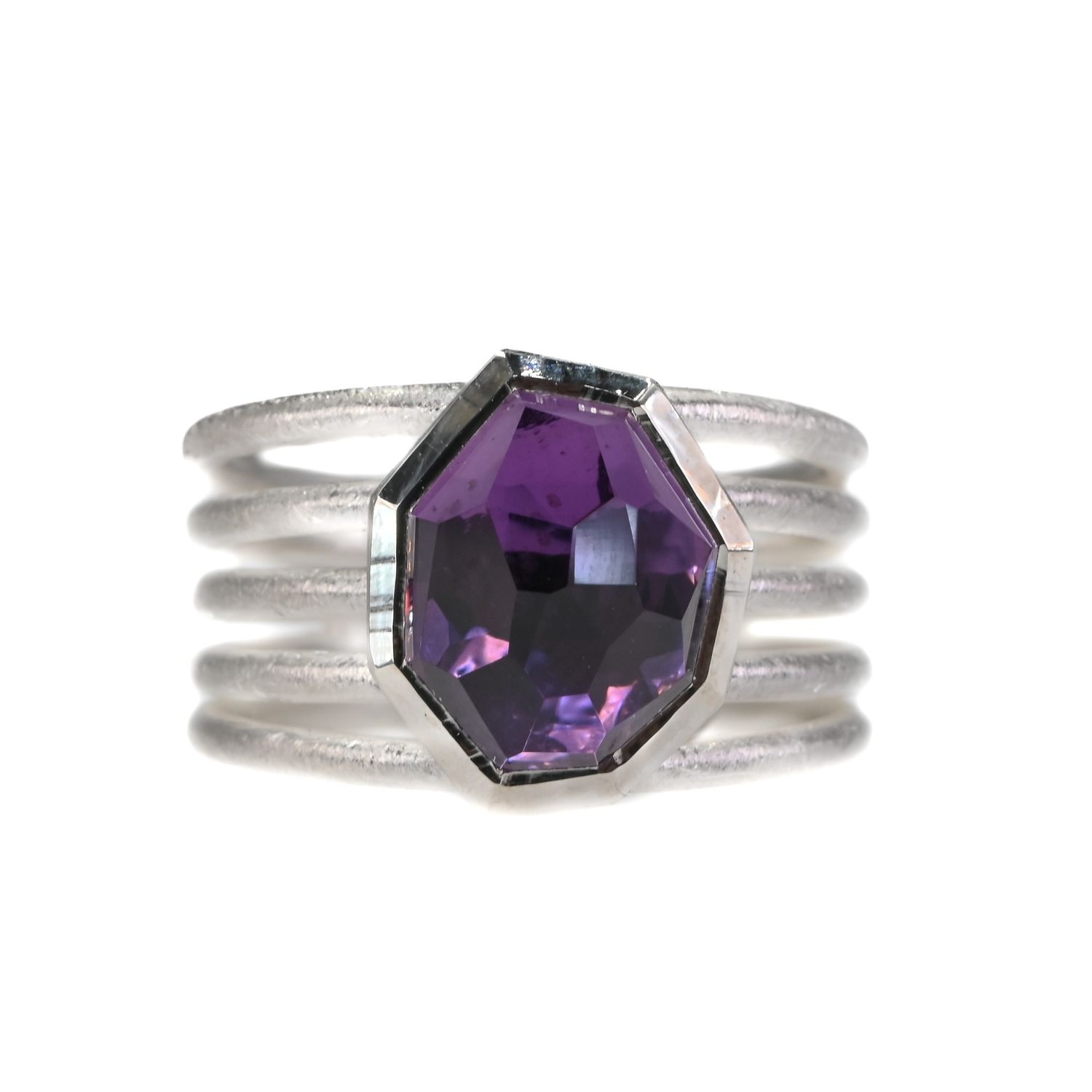 Bague argent et améthyste Bague argent et améthyste
