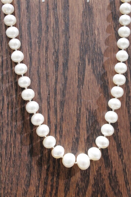 14KT WHITE GOLD 12MM 19IN KNOTTED PEARL NECKLACE