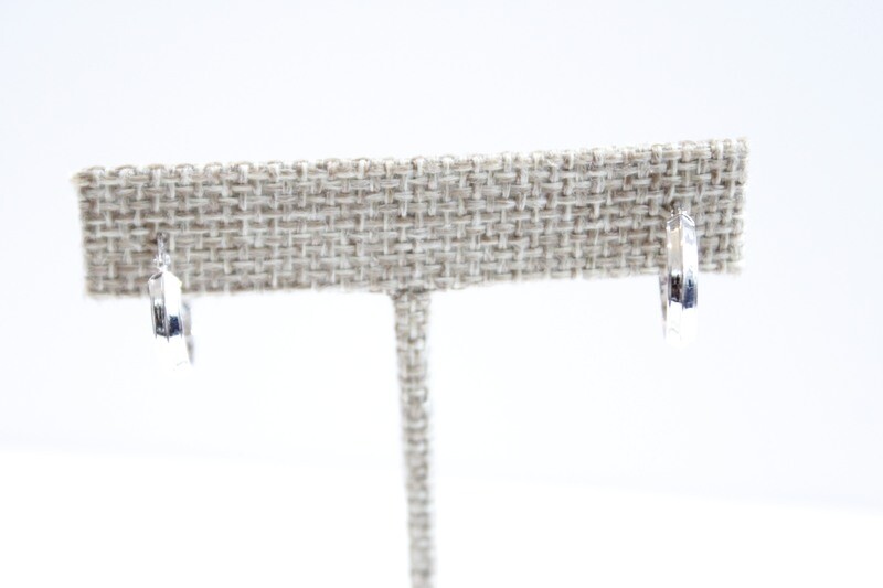 14KT WHITE GOLD SMALL 3MM FANCY EDGED POLISHED HOOP EARRINGS 