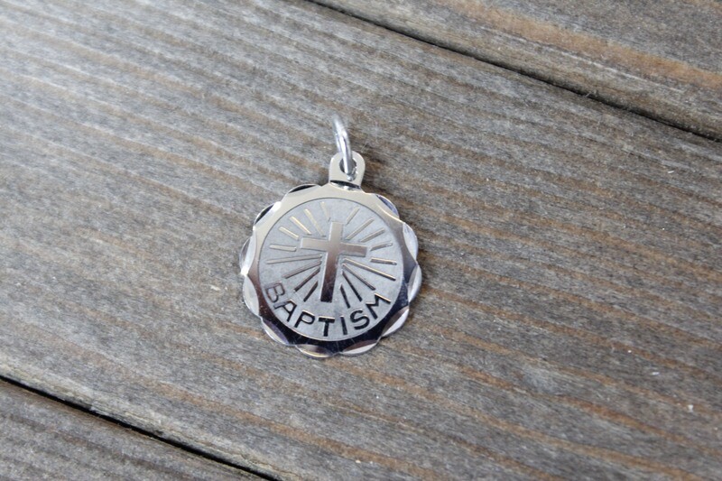 SS BAPTISM DISC CHARM