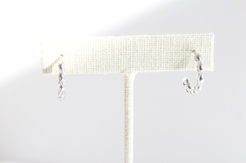 10KW VINTAGE STYLE HOOP EARRINGS ON POST 