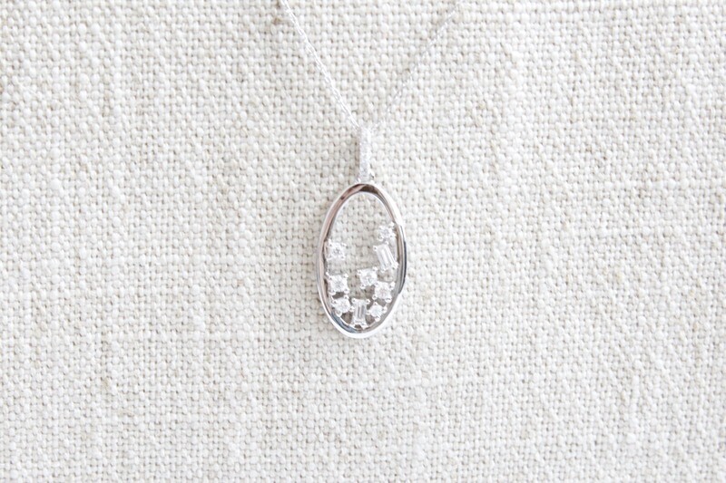 14kw .19ct Total Diamond Cluster Open Oval Pendant, 15 Rounds and Baguettes 