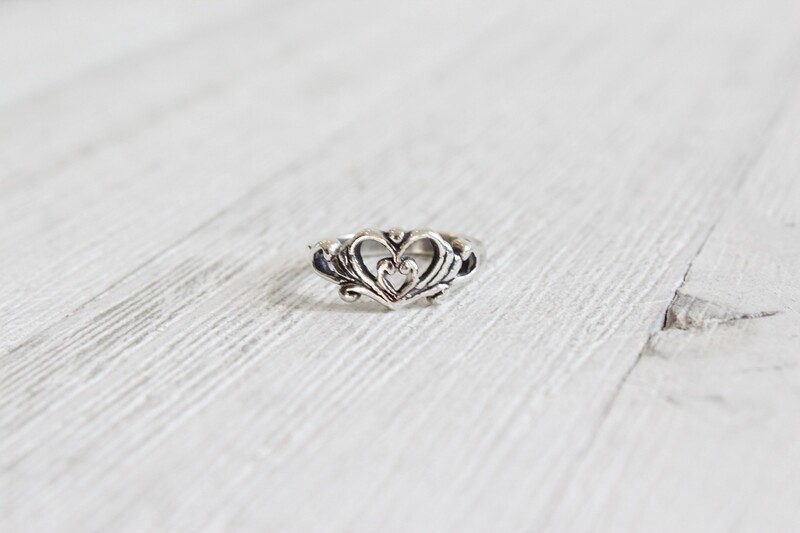 Sterling Silver Double Heart and Swirl Design Ring- Size 6