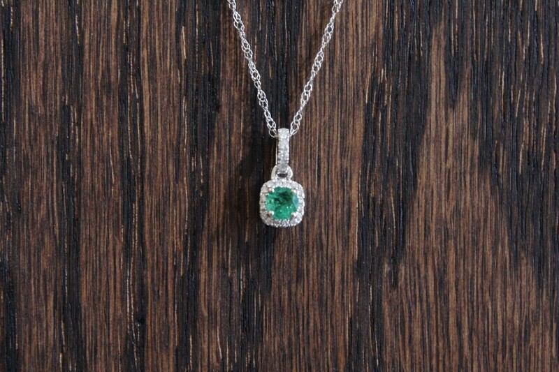 14kw .19ct Total Emerald &amp; Diamond Halo Necklace, 1 Emerald at .14ct &amp; 20 Round Diamonds at .05ct Total 