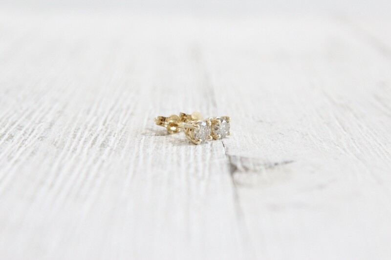14ky 1/3ct Total Diamond Studs