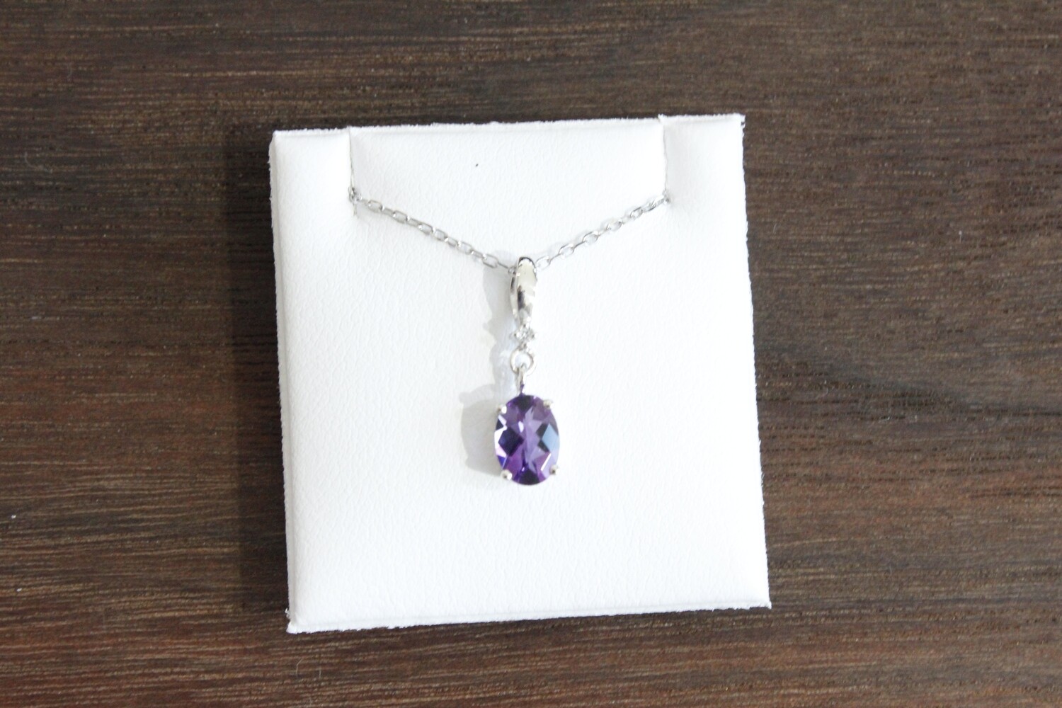 10kw Oval Amethyst with Diamond Accent Necklace