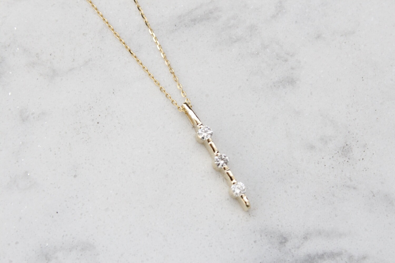 14kt Yellow Gold 1/4ct 3 Diamond Bar Necklace on Cable Chain with Extender