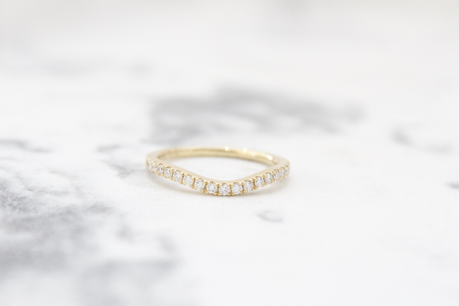 18ky .20ct Total Diamond Curved Band, 17 Round Diamonds