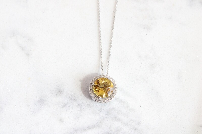 14kw Round Citrine with .20ct Total Diamond Halo Pendant on 10kw 18&quot; Diamond Cut Cable Chain