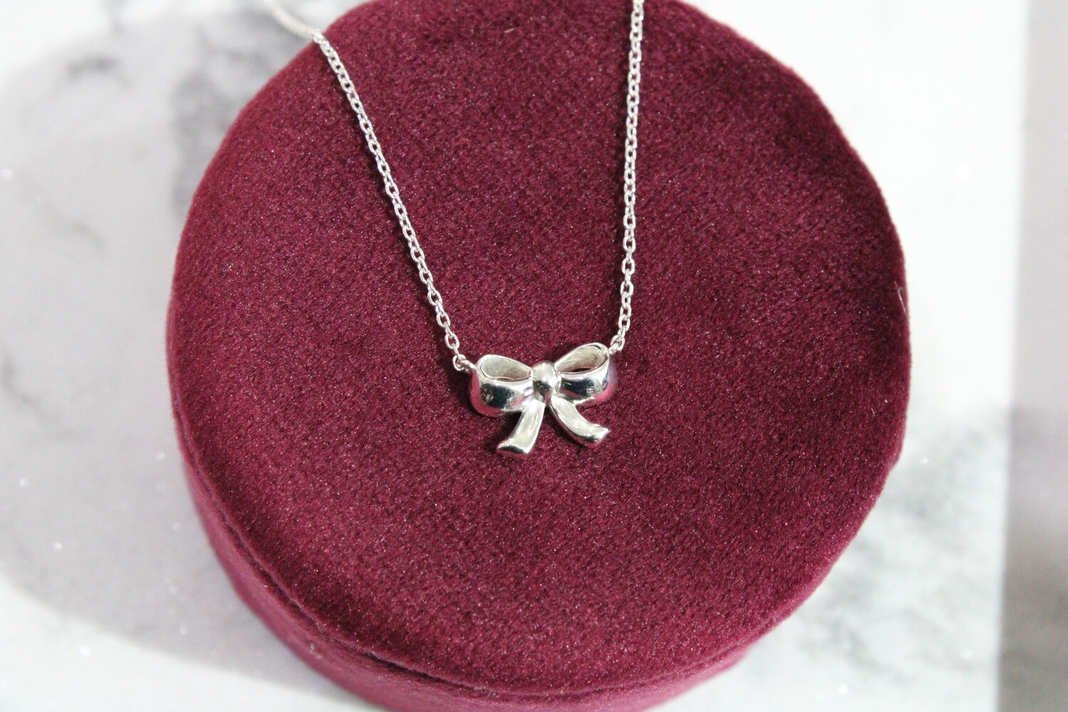 Sterling Silver Bow 18&quot; Necklace