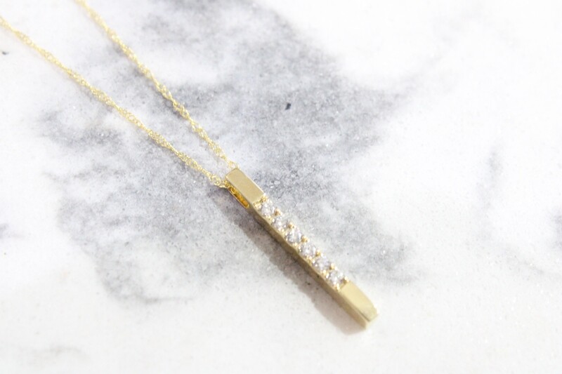 14ky 1/6ct Total Diamond Vertical Bar Necklace, 6 Round Diamonds 