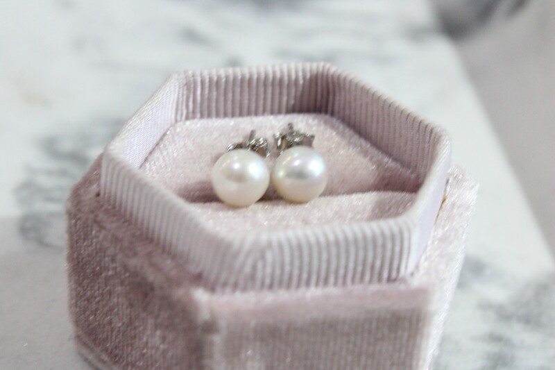 Sterling Silver 6-6.5mm Pearl Stud Earrings