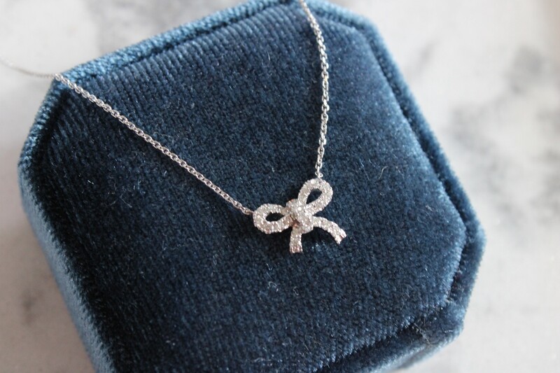 14kw 1/6ct Total Diamond Bow 18&quot; Necklace