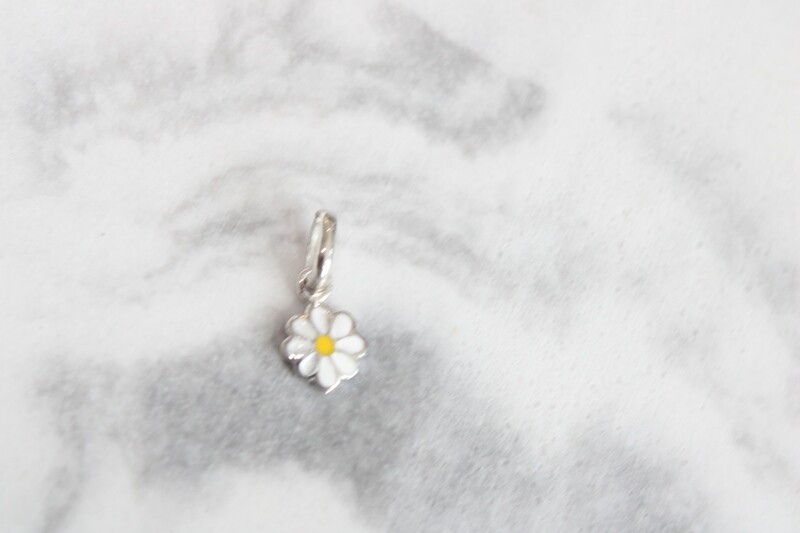 Sterling Silver White and Yellow Enamel Daisy Children&#39;s Pendant 