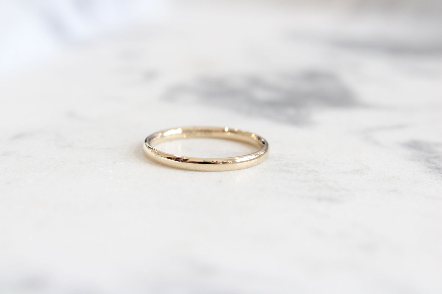 14ky Polished 2mm Stackable Band Size 7