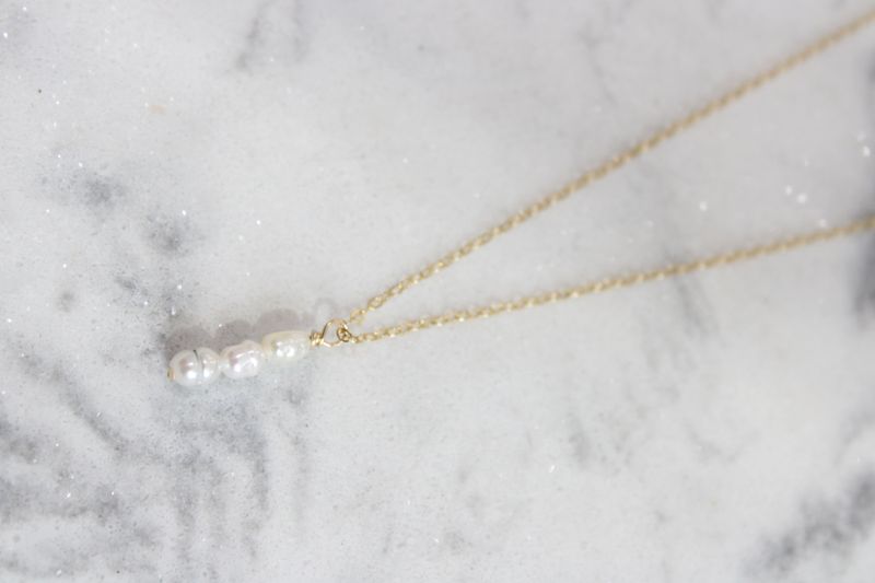 14/20 Gold Filled Crinkly Cultured Freshwater Rice Pearl Drop Necklace
