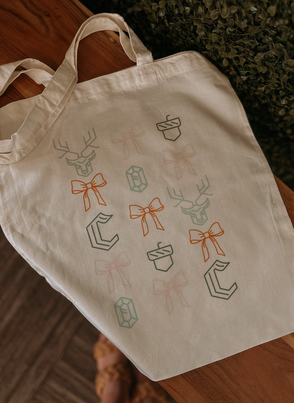 Camelot Icon Bow Oatmeal Canvas Tote