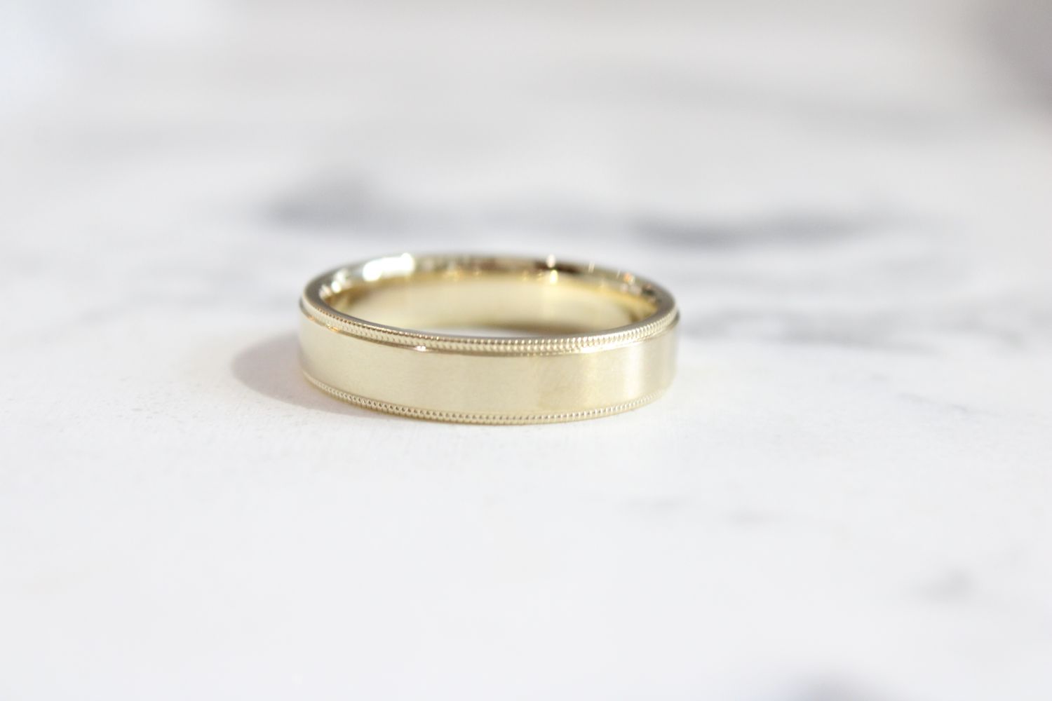 10kt Yellow Gold 5mm Flat Band with Migraine Sides 10kt Yellow Gold 5mm Flat Band with Migraine Sides