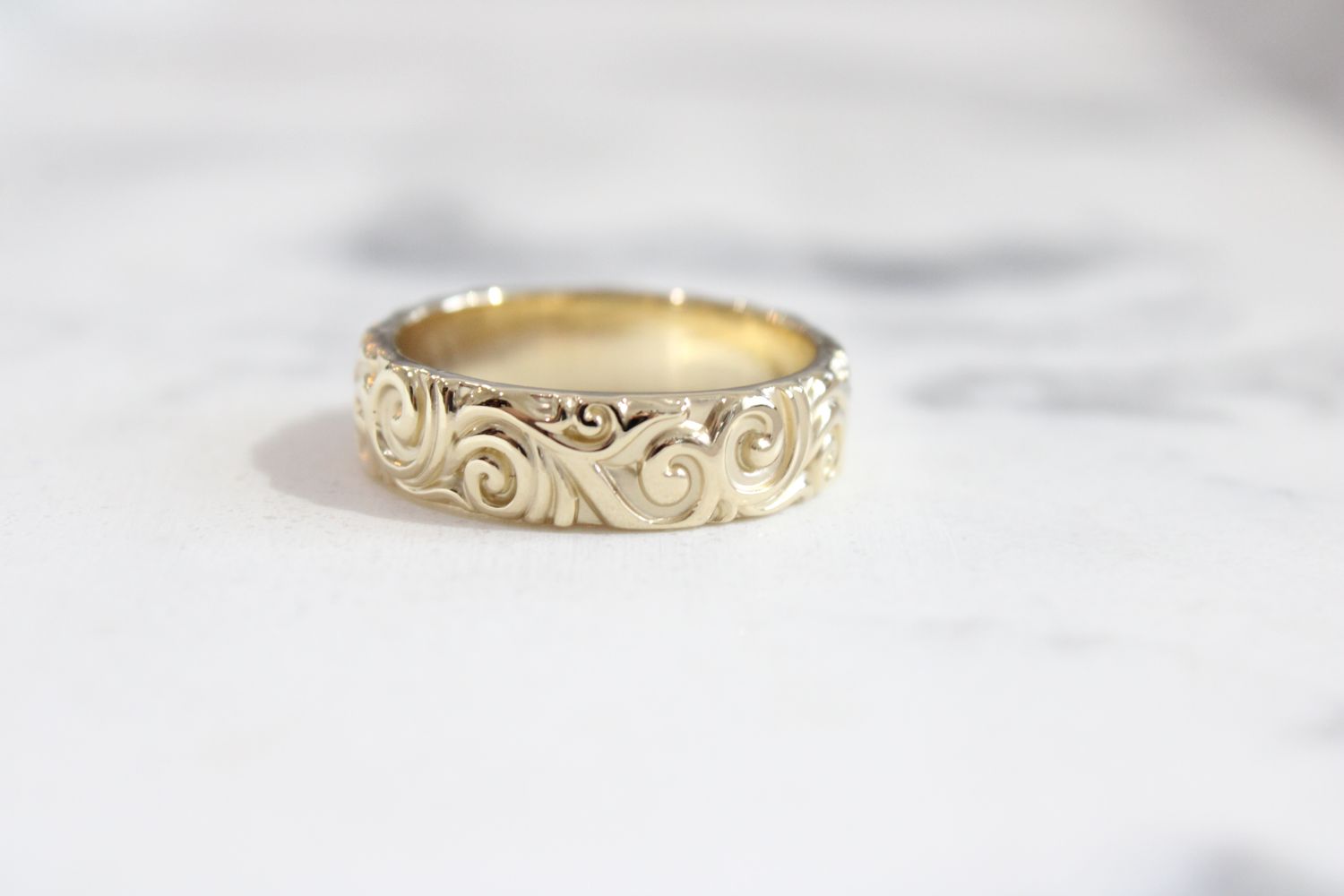 10kt Yellow Gold Sculptural 6mm Band, 5.23DWT
