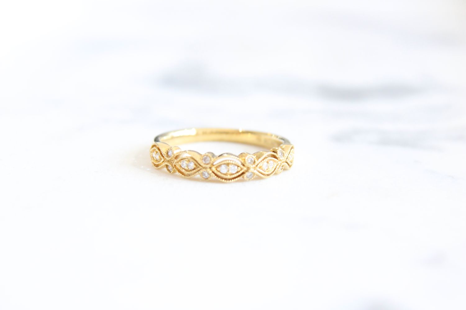 18kt Yellow Gold .10ct Migraine Filigree 