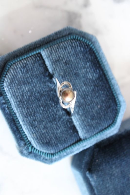 14kw 5.5mm Black FW Cultured Pearl ring