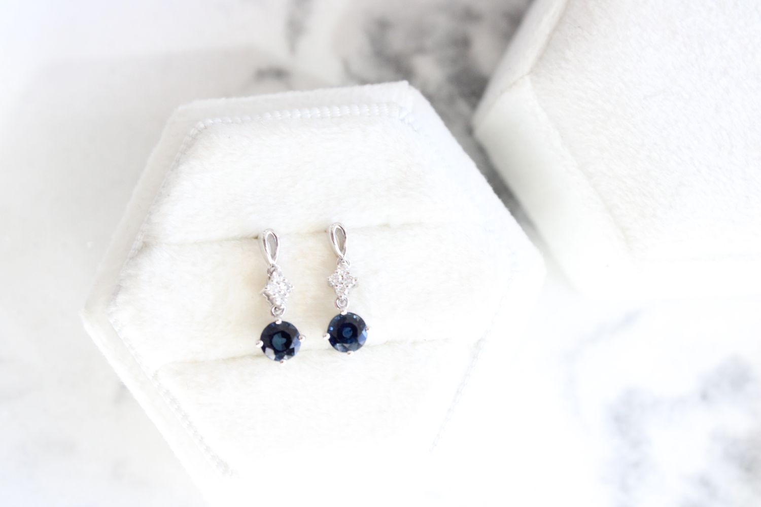 10kt White Gold .08ct Diamond and Round Sapphire Dangle Earring