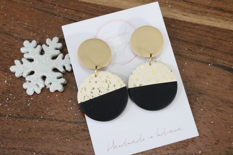 The Bella Gold Flake Color Block Earrings (Dangle Black)