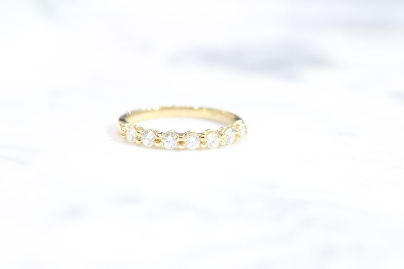 14kt Yellow Gold 7 Diamond .40ct Shared Prong Band