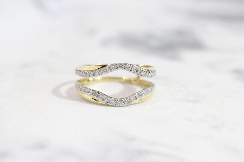 14kt Yellow Gold .38ct Curved High Polished and Diamond Ring Wrap