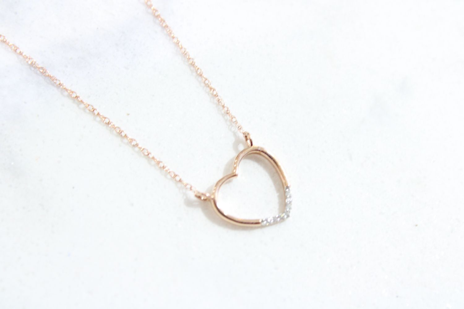 10kt Rose Gold .02t Diamond Heart Outline Necklace