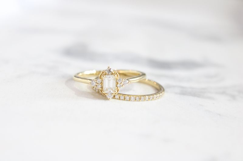 14kt Yellow Gold .53ct, 1/4ct Emerald Center, Vintage Star Shaped Engagement Ring