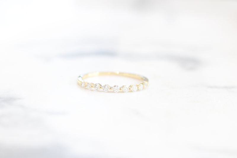 14kt Yellow Gold .22ct 9 Diamond Shared Prong Band 