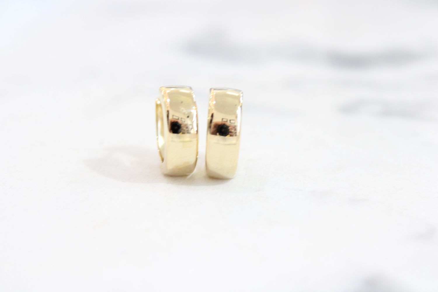14k Yellow Gold 12mm Hinged Hoop Earrings