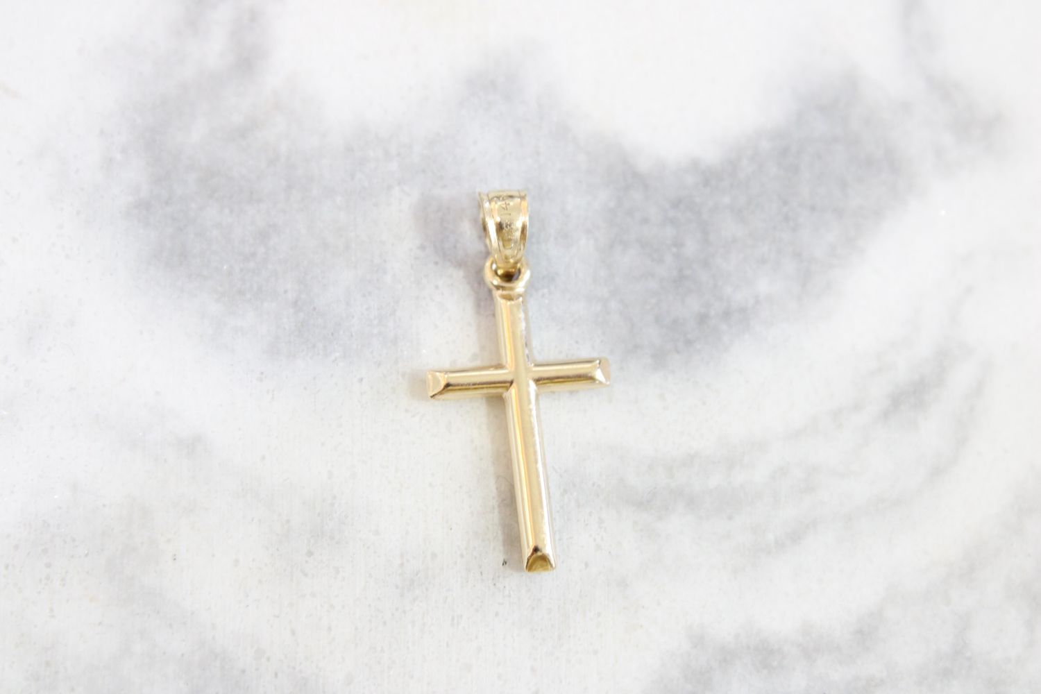 14k Yellow Gold Polished Hollow Cross Pendant