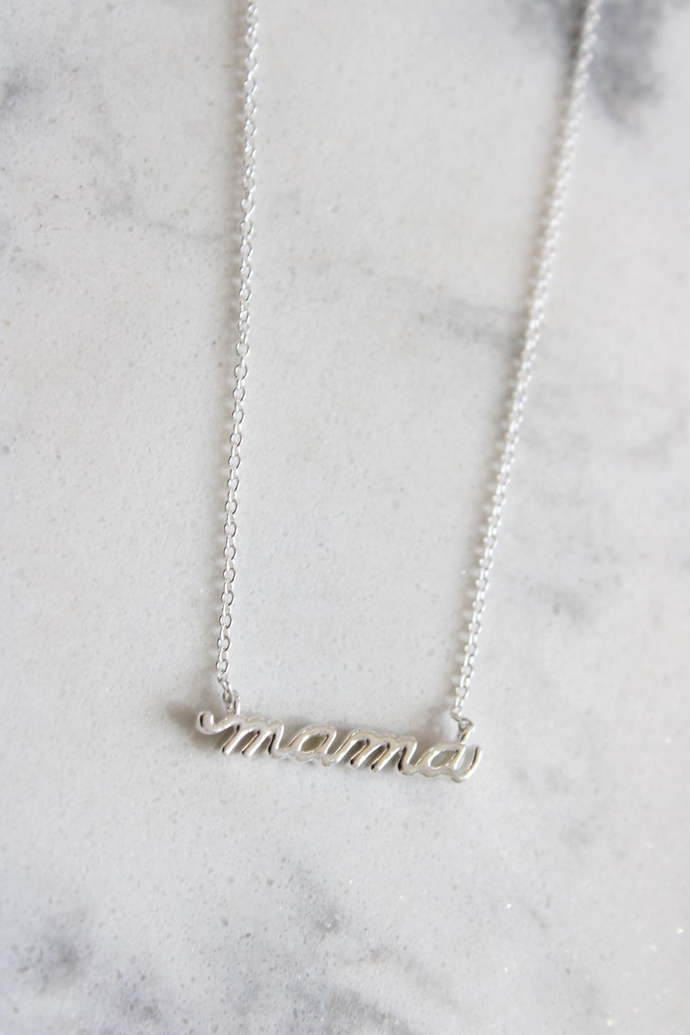 Sterling Silver Petite Mama Script 18&quot; Necklace