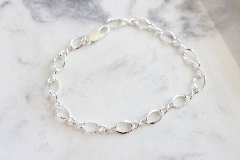 Polished Figure 8 Charm Bracelet