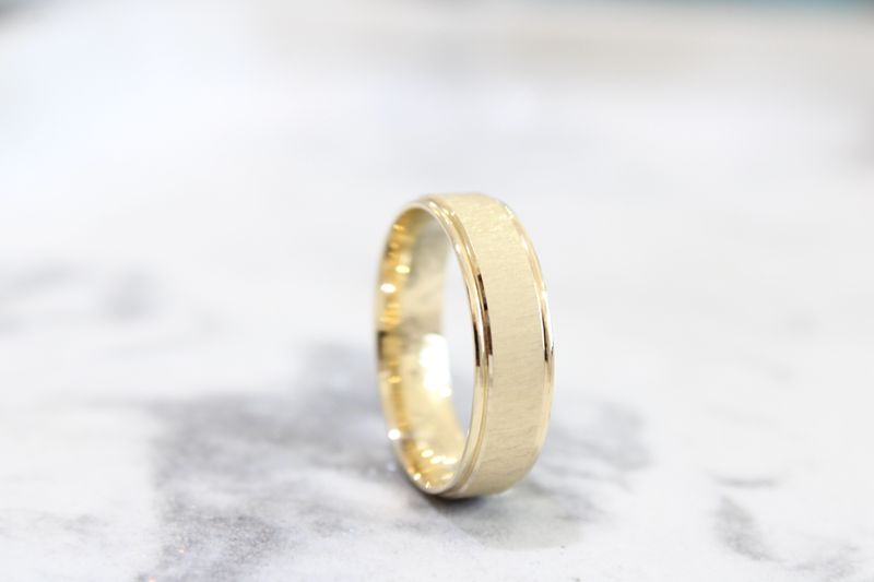 10K Yellow 6 mm Grooved Band Size 10