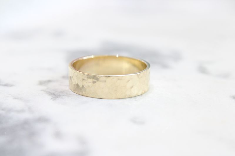 14K Yellow 6 mm Flat Hammered Band Size 10