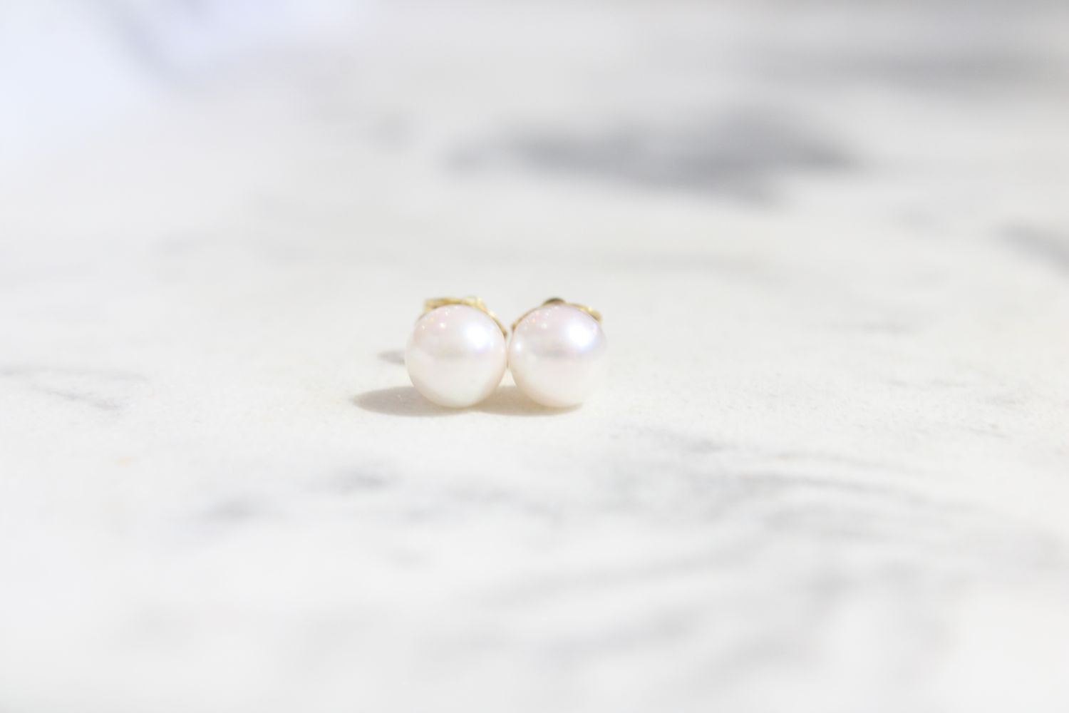 Estate 14kt Yellow Gold 5.5-6mm Akoya Pearl Studs