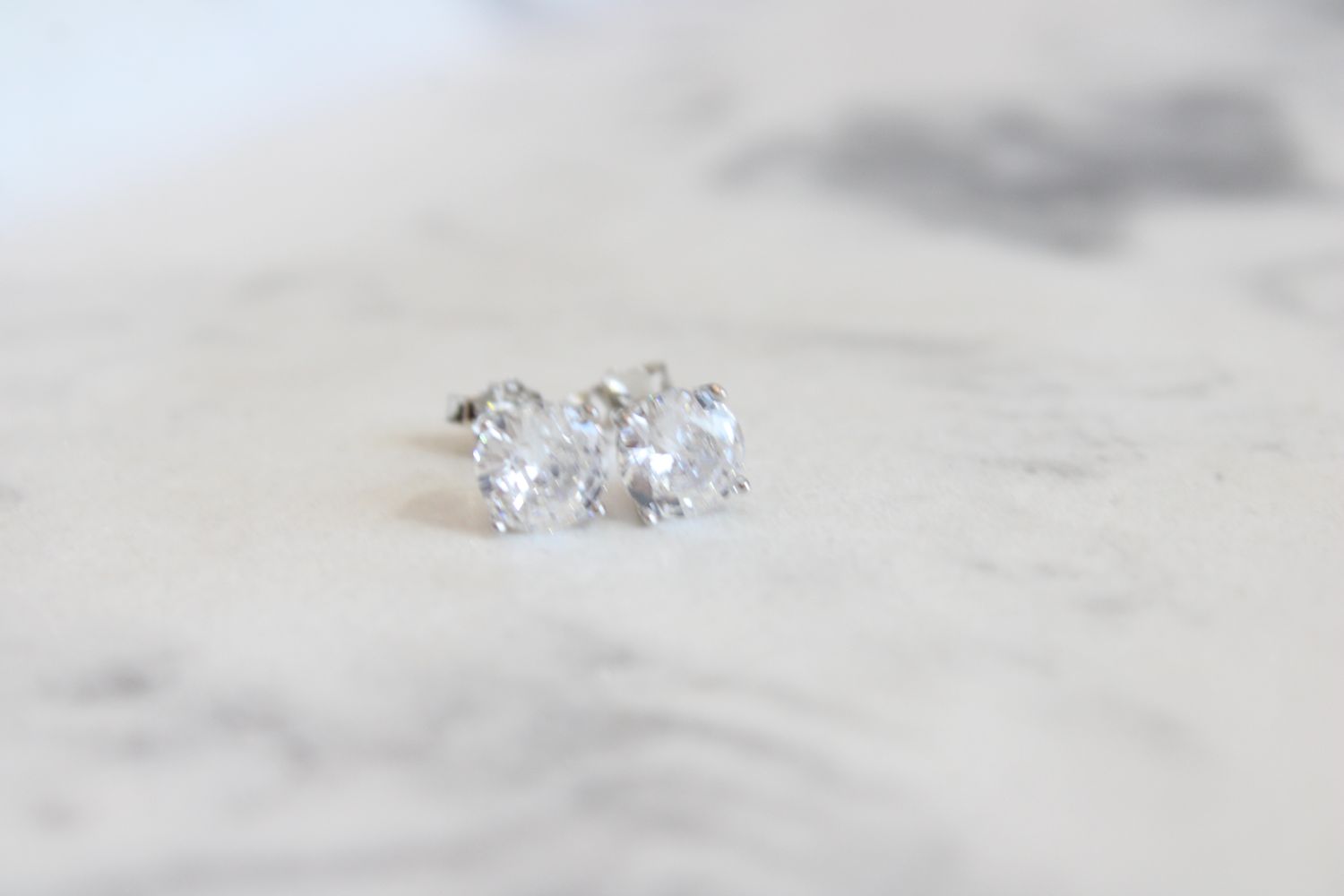 Sterling Silver Rhodium-plated Polished Round 6mm CZ Stud Earrings