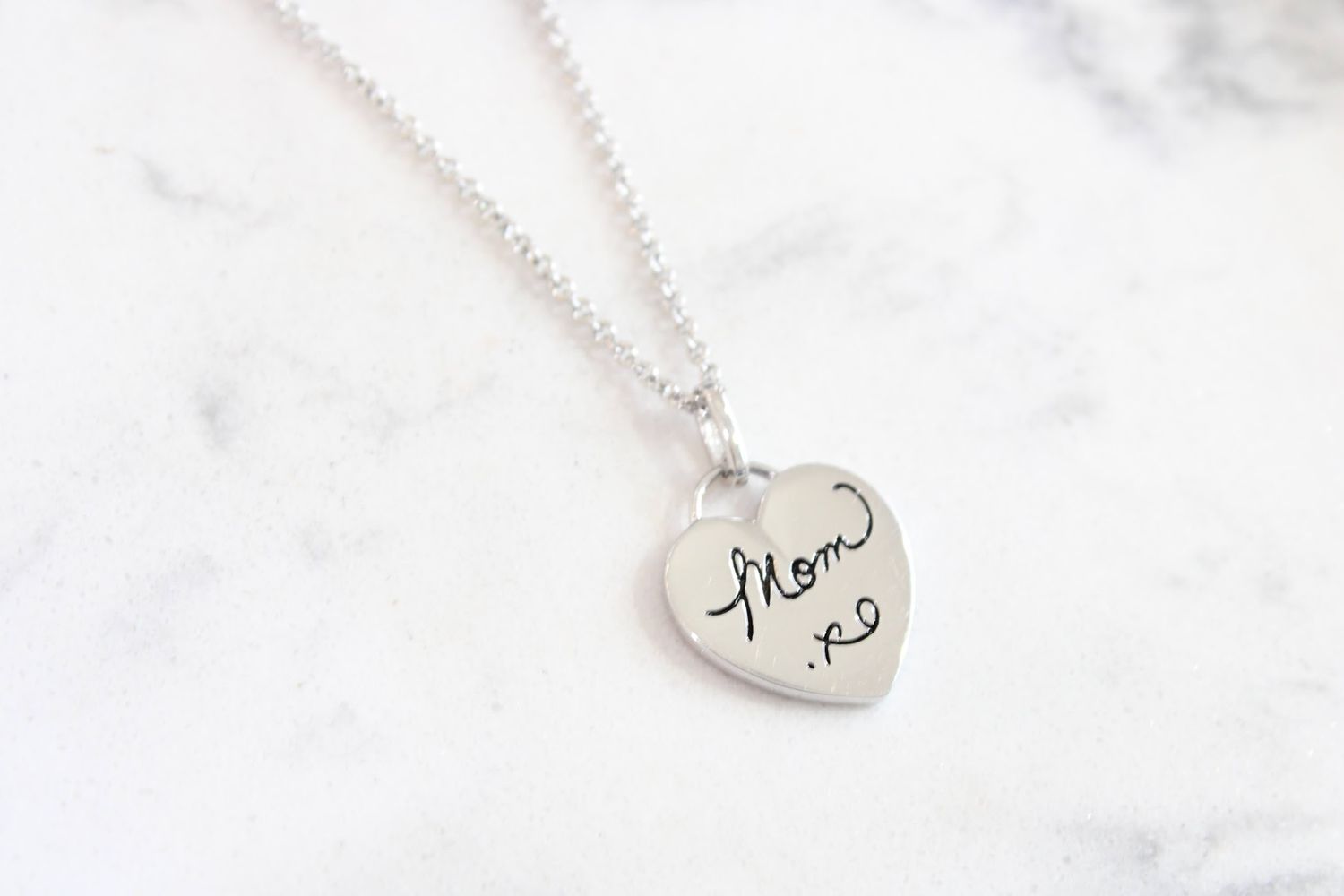 Silver Heart Mom XO Pendant Silver Heart Mom XO Pendant
