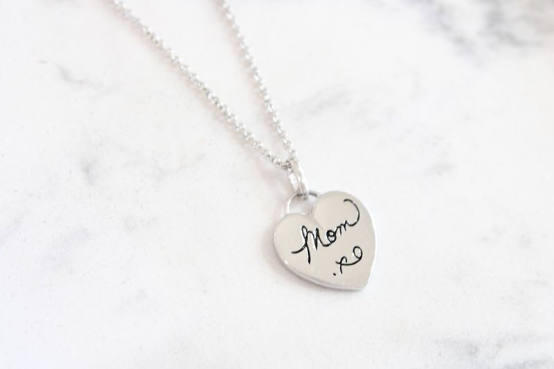 Silver Heart Mom XO Pendant Silver Heart Mom XO Pendant