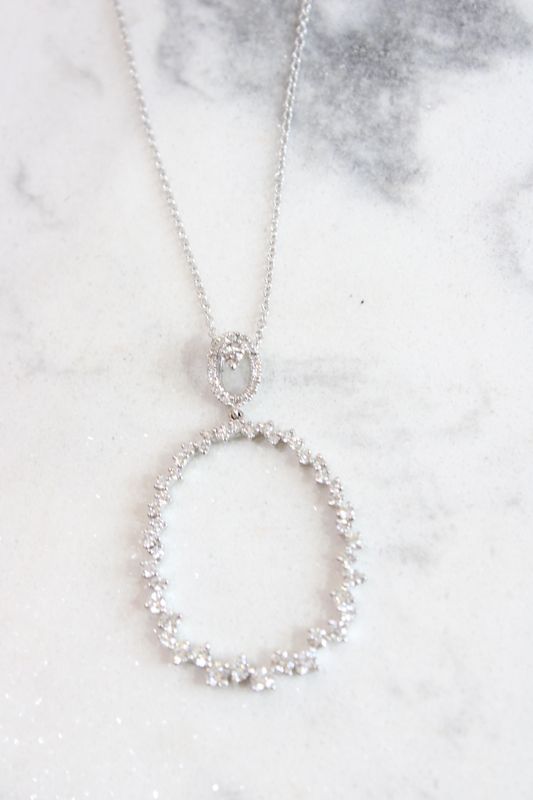 14K White Gold Round Diamond Circle Pendant 9/10 CT